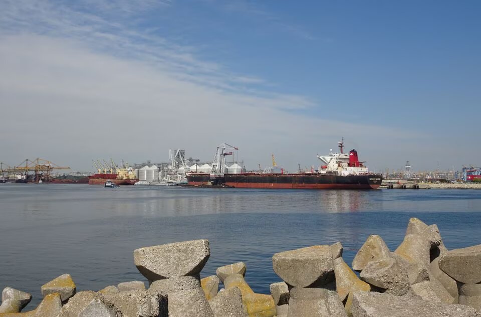 Судна з російським вантажем не зможуть заходити до румунських портів
